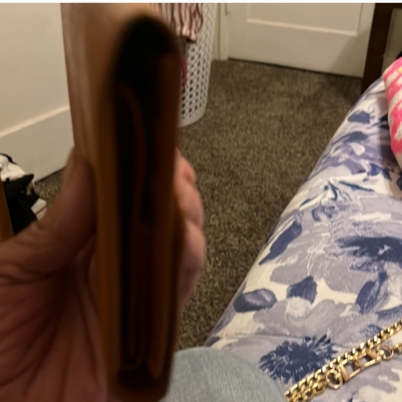 LOUIS VUITTON AUTHENTIC EPI LEATHER WALLET WITH COA WITH CROSSBODY CHAIN EUC - Picture 13 of 13